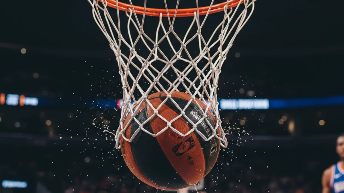 Imatge genèrica d'un bàsquet entrant en una cistella durant un partit professional de la Lliga Endesa.