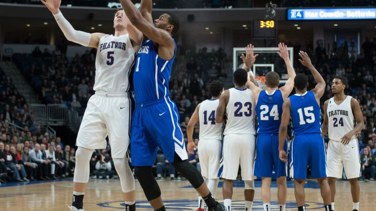 Imatge genèrica d'un partit de bàsquet, amb jugadors en acció prop de la cistella, sense cares reconeixibles.