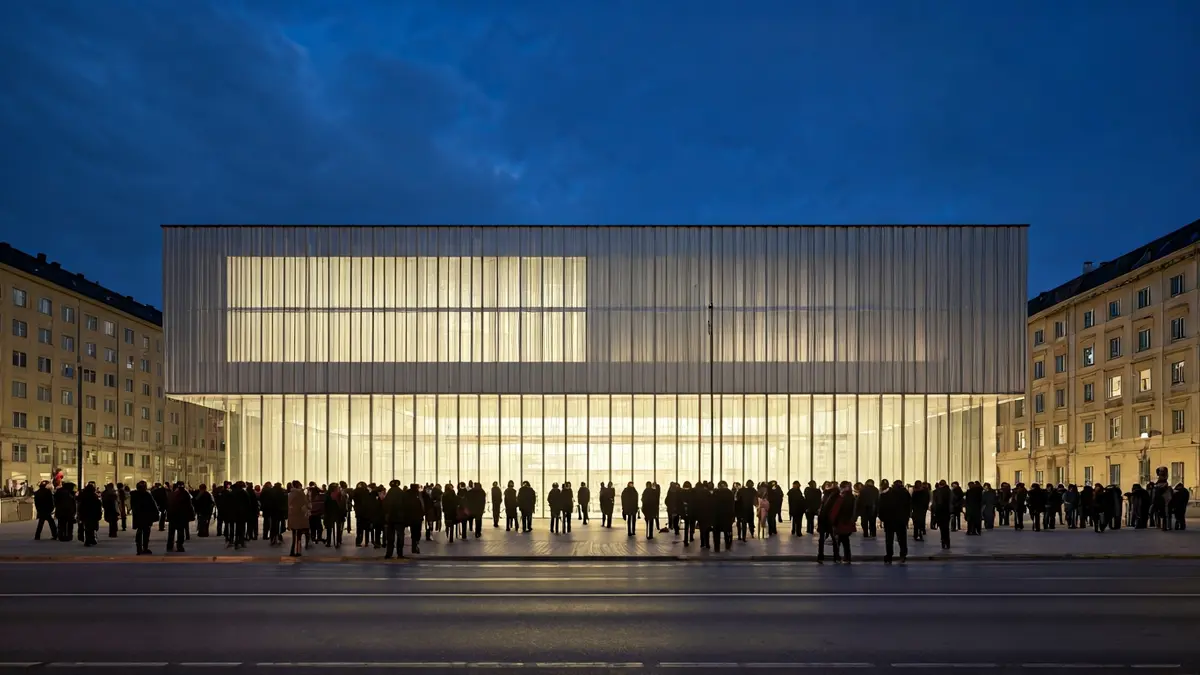 Imatge d'un edifici modern i funcional, sense reixes, que s'assembla a un centre educatiu o sanitari.