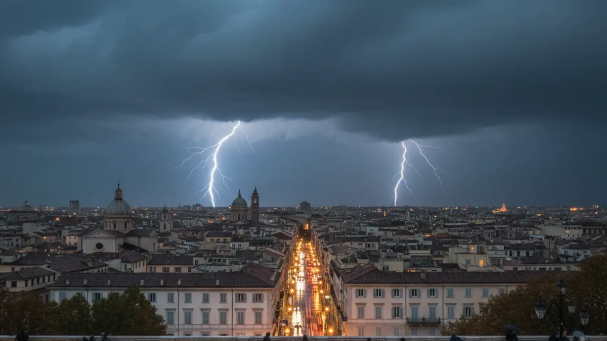 Imagen genérica de nubes de tormenta sobre una ciudad mediterránea
