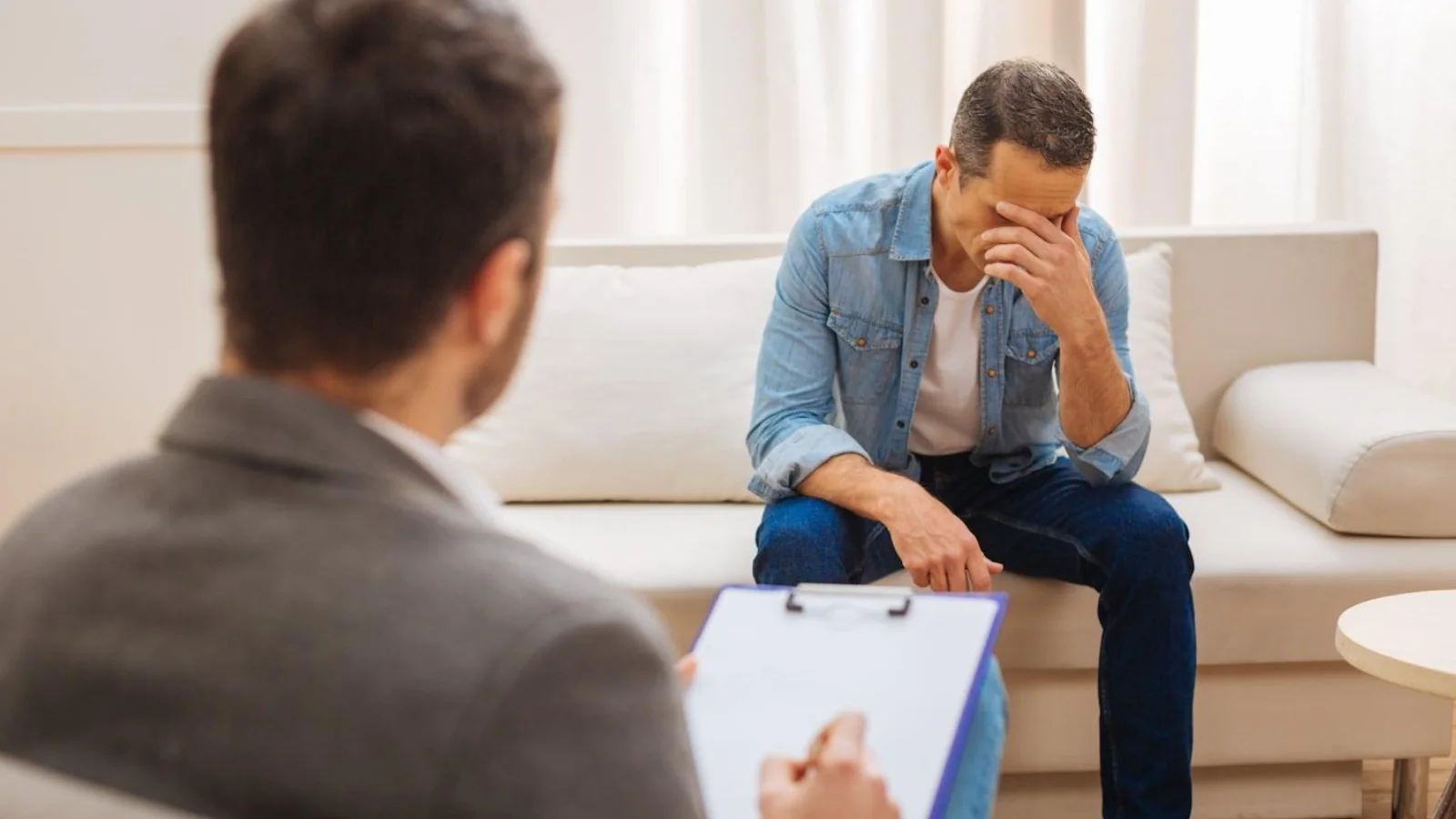 Psicoterapia especializada en el tratamiento de la ansiedad, trauma y las adicciones