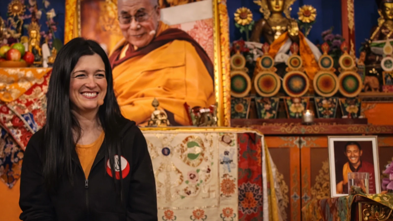 De los monasterios del Tíbet a tu móvil: la revolución silenciosa del yoga tibetano 