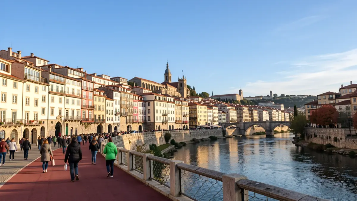 Imatge genèrica de la ciutat de Girona amb un recorregut de cursa.